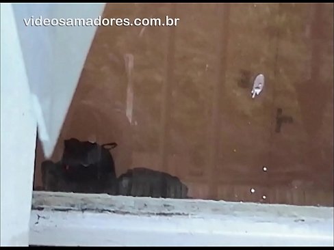 ❤️ Home cachondo mirando á súa moza con outro mozo, gravando un vídeo de carallo sen molestar á parella ❤️❌ Vídeo de puta en % gl.hentaidude.ru %